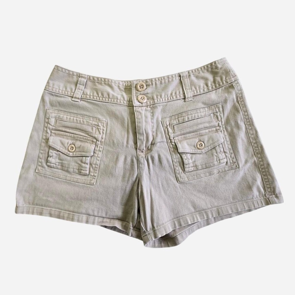 Vintage 90s, y2k Fashion Bug khaki cotton blend midrise shorts